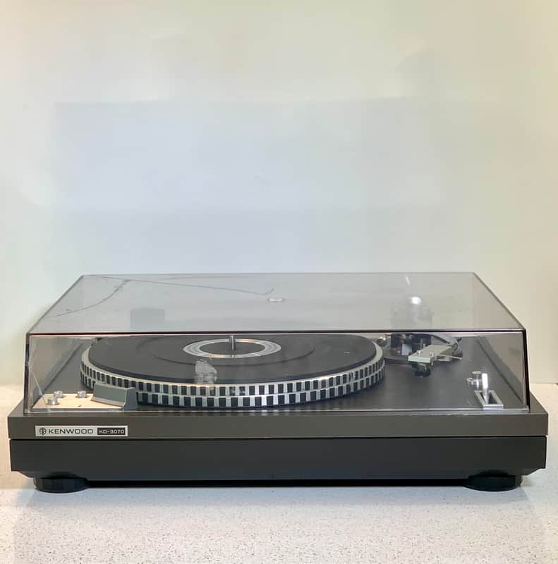 Kenwood KD-5070, platine vinyle vintage avec capot